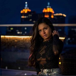 Meet your Posher, Ally